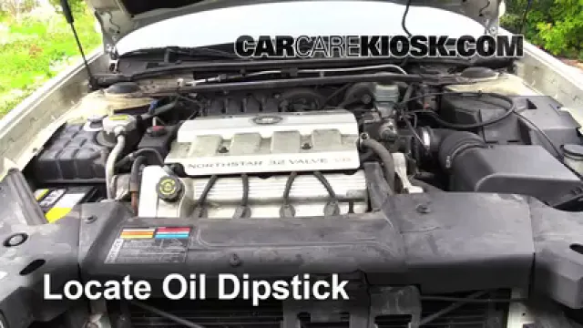 1997 Cadillac DeVille 4.6L V8 Sedan Aceite Controlar nivel de aceite